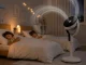 Reguliuojamas pastatomas ventiliatorius su LED ekranu ir pulteliu, baltas/juodas