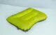 Pripučiama kelioninė pagalvė Flextail Tiny Pillow, 38.5 x 25.5 cm, žalia