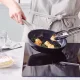 GreenPan Evolution keptuvė 20 cm, juoda
