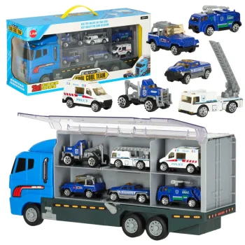 Sunkvežimis-transporteris su paleidėju ir 6 policijos automobiliais