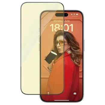 PanzerGlass Ultra-Wide Fit apsauginis stiklas su šviesos filtru iPhone 15 Pro