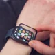Wozinsky Watch Glass hibridinis apsauginis stiklas Apple Watch 7 / 8 / 9 45 mm su juodu rėmeliu