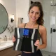 Analitinės stiklinės vonios kambario svarstyklės su LCD ekranu, iki 180 kg, juodos
