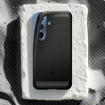 Spigen Rugged Armor Mag dėklas, skirtas Samsung Galaxy S25, matinė juoda