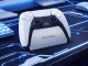 PS5 DualSense pultelio stovas, baltas