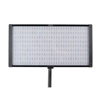 Nanlite PavoSlim 120C RGBWW LED vaizdo lempa