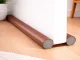 Putplasčio durų sandariklis nuo skersvėjo 96 cm, rudas
