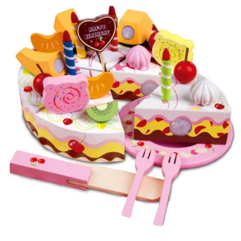 Medinis gimtadienio tortas su priedais KZ0441