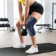 Elastingas kelio įtvaras 4FIZJO su girnelės fiksatoriumi M, mėlynas
