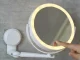 LED makiažo veidrodis su sieniniu laikikliu ir 360° sukimu, baltas