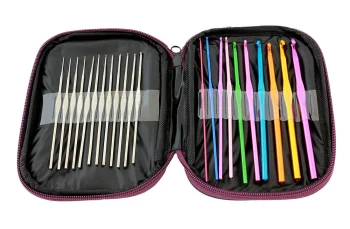 Set of crochet hooks 22 pcs.
