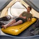 Pripučiamas turistinis kilimėlis AeroCOMFORT su pompa, oranžinis