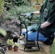 Gardlov sodo suoliukas-klaupykla su įrankiais