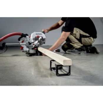 Skersavimo ir suleidimo pjūklas Metabo KGS254M su traukimo funkcija 1800 W