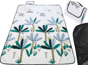 Foldable waterproof picnic and beach mat with insulation, 150x200 cm, palm design