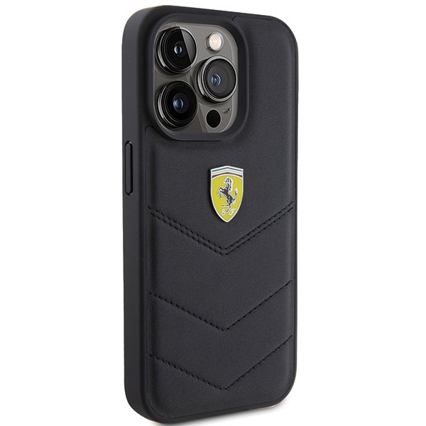 Ferrari Quilted Metal Logo dėklas, skirtas iPhone 15 Pro, juodas