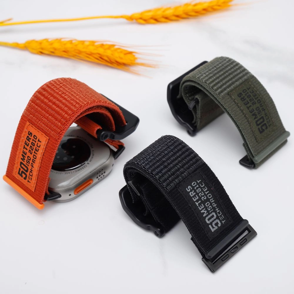Tech-Protect Scout strap for Apple Watch 4 / 5 / 6 / 7 / 8 / 9 / SE / Ultra 1 / 2 (42/44/45/49 mm) - orange