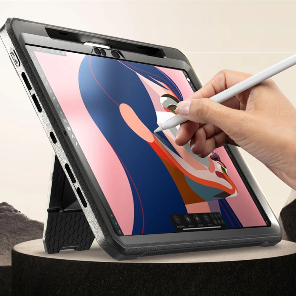 Supcase Unicorn Beetle Pro iPad Pro 11 (2024) dėklas, juodas