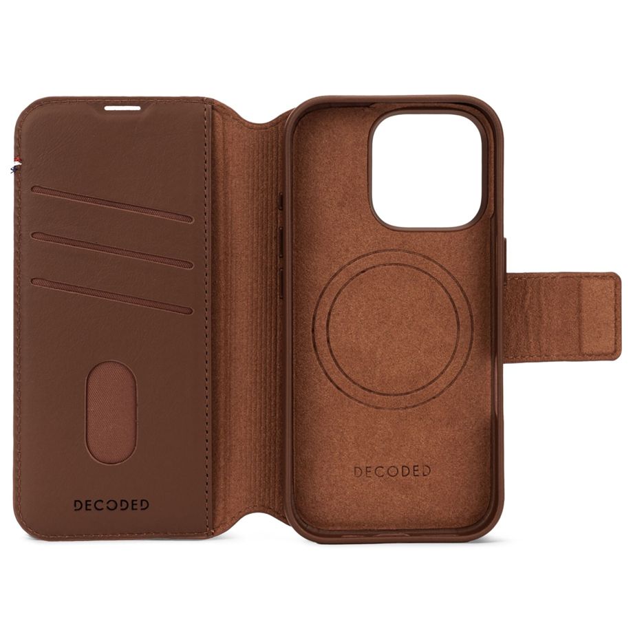 Decoded Leather Detachable Wallet MagSafe dėklas iPhone 16 Pro, rudas