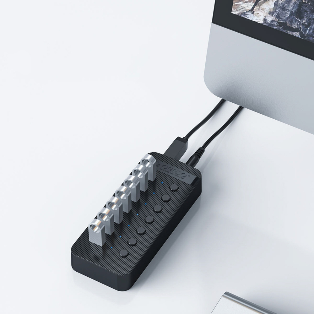 Orico CT2U3-13AB 13 prievadų USB-A 3.0 šakotuvas su jungikliais, juodas