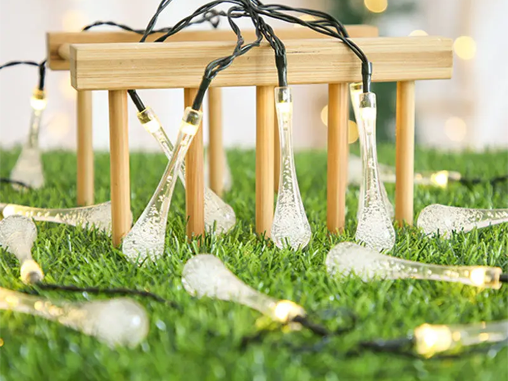 Solar garden LED string lights with 20 icicle bulbs, warm white