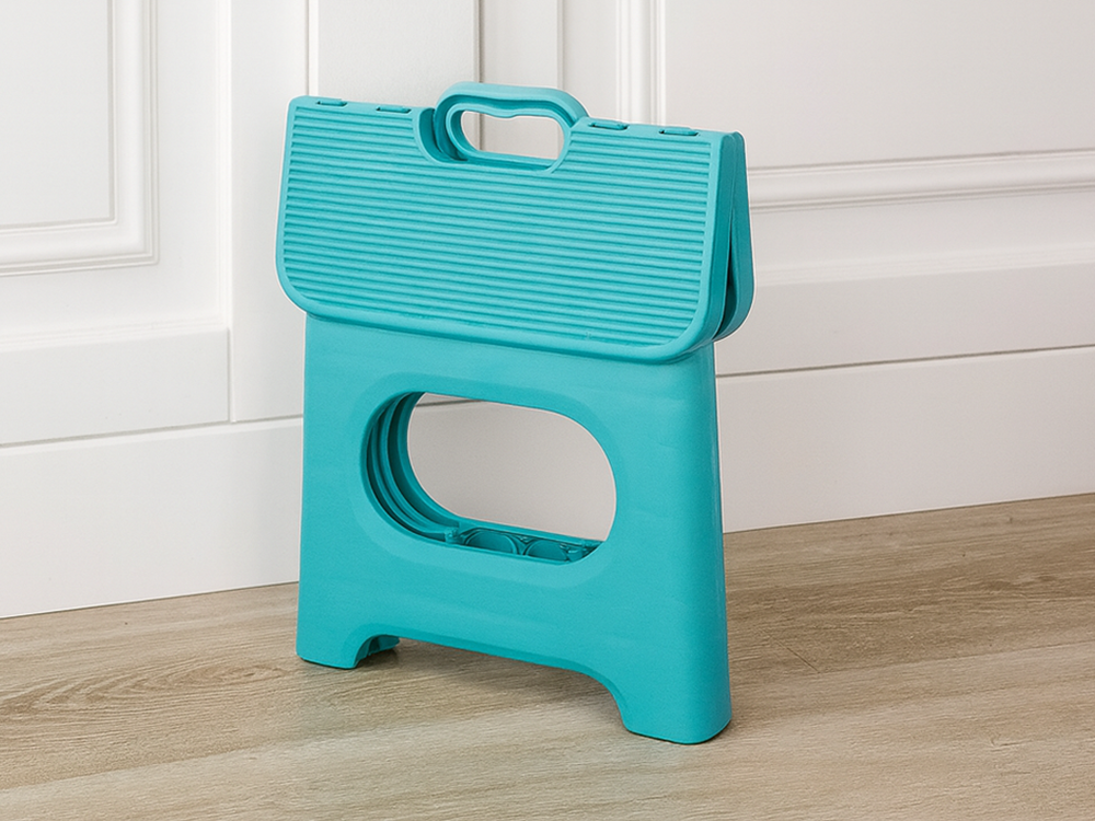 Folding Plastic Step Stool with Carrying Handle
