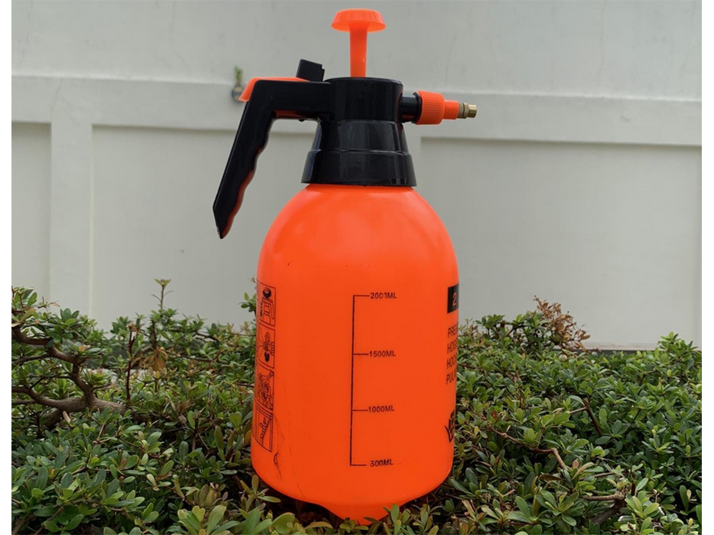 Pressure Sprayer for Plants, 2L, Orange