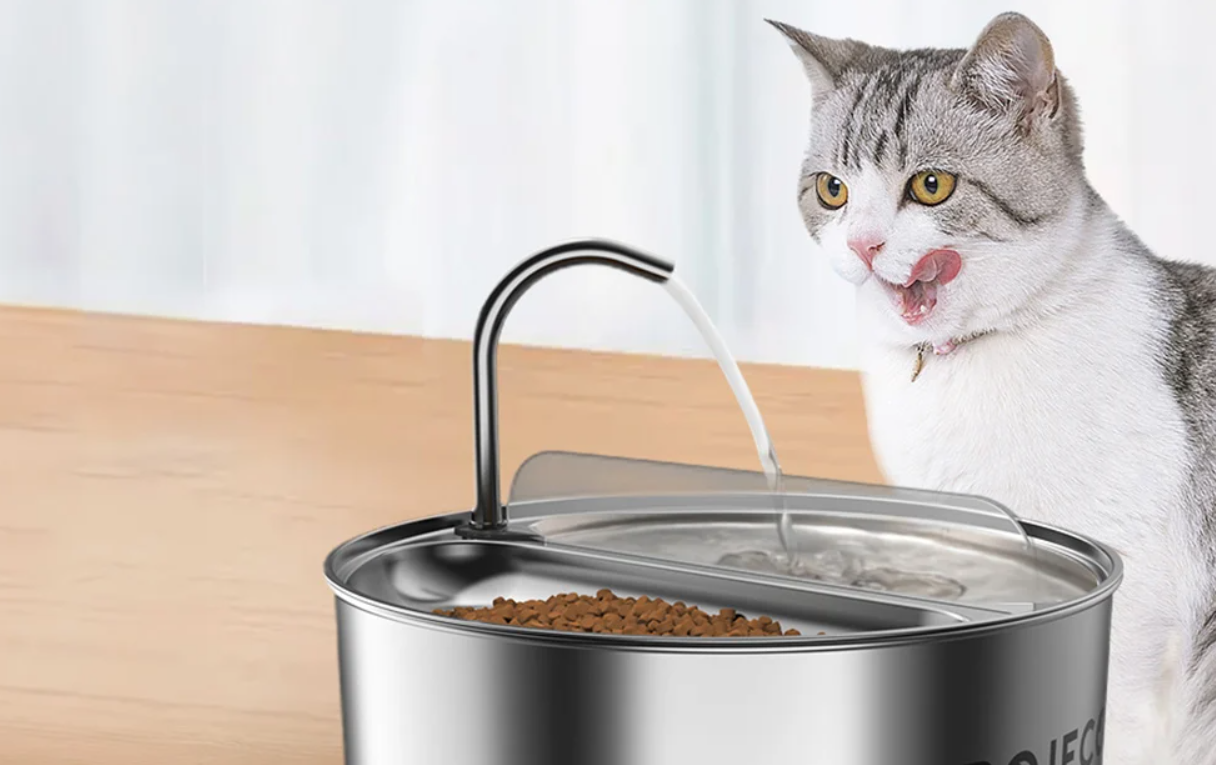 Rojeco Dog and Cat Water Fountain Drinker 3.2L
